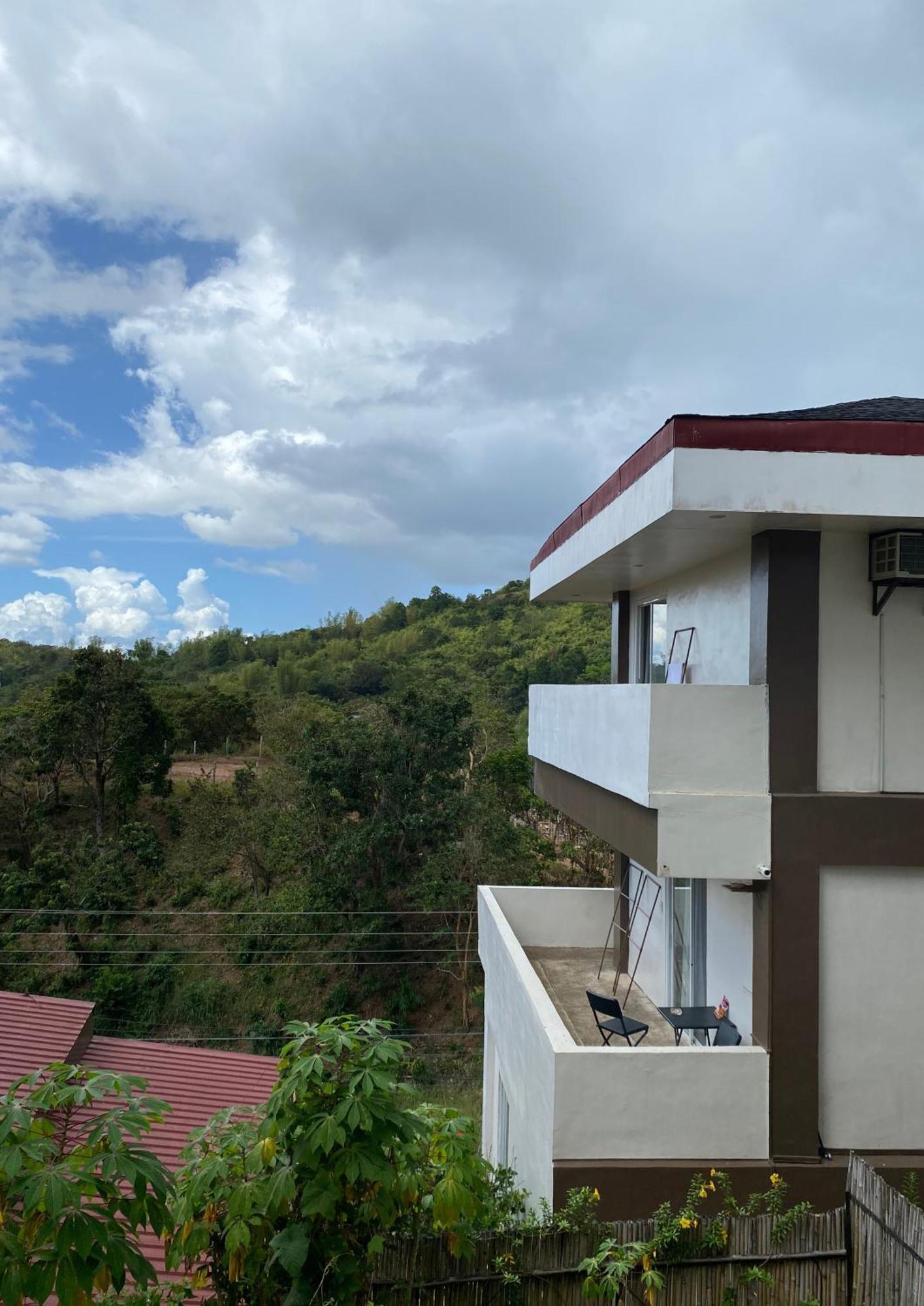 Vela Terraces Hotel Coron Exterior photo