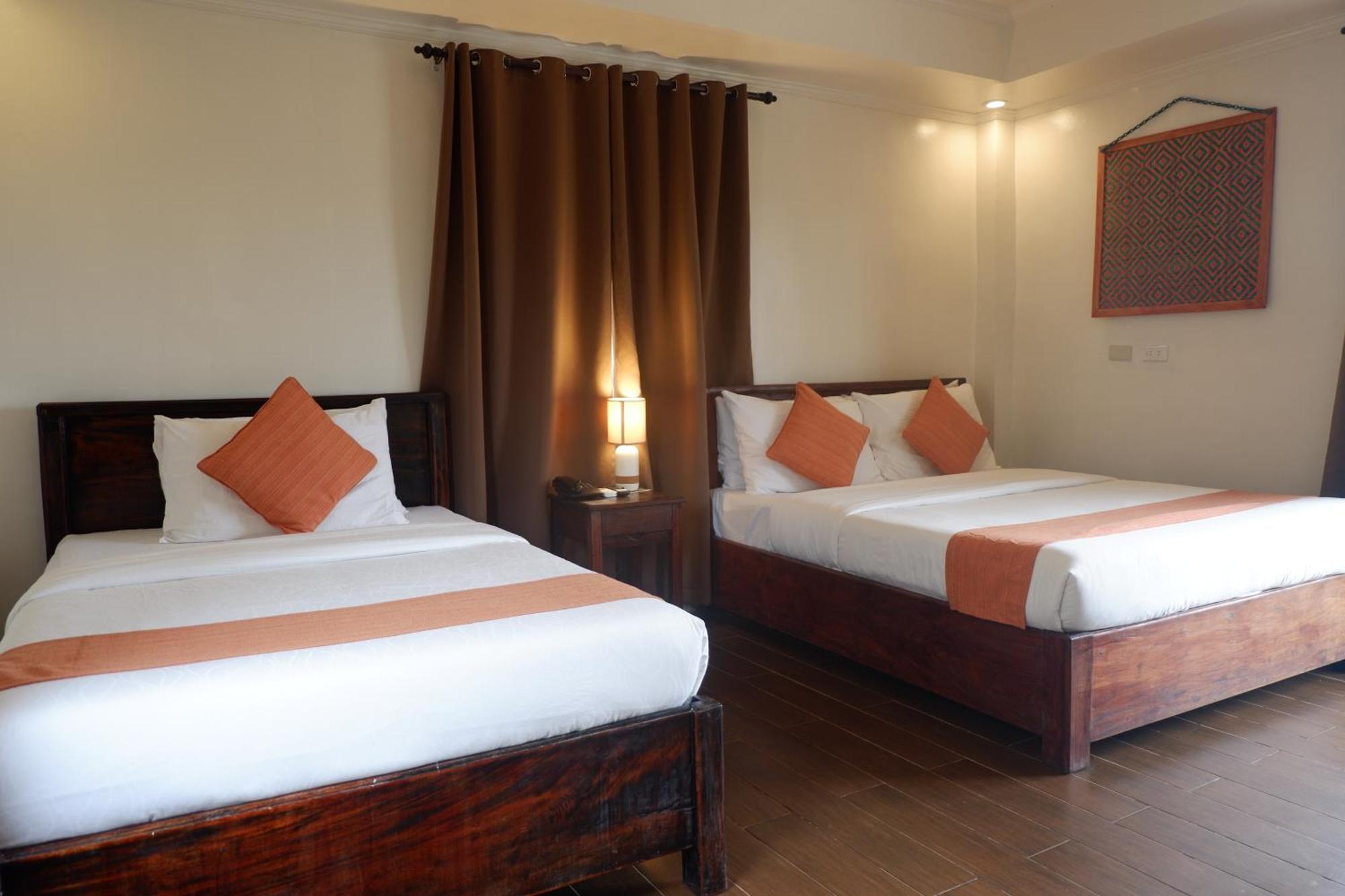 Vela Terraces Hotel Coron Exterior photo