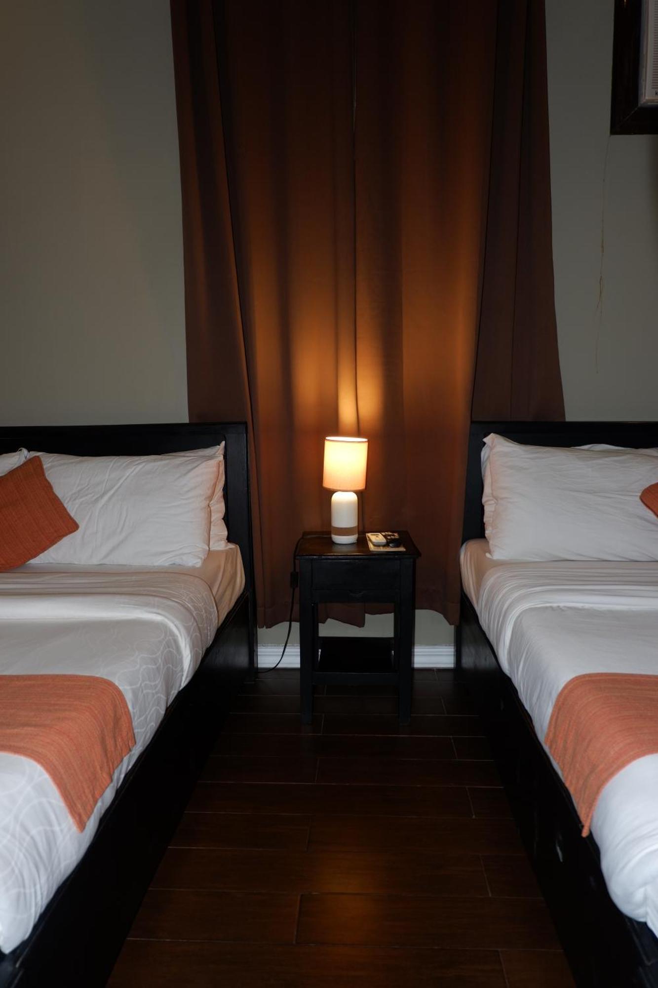 Vela Terraces Hotel Coron Exterior photo